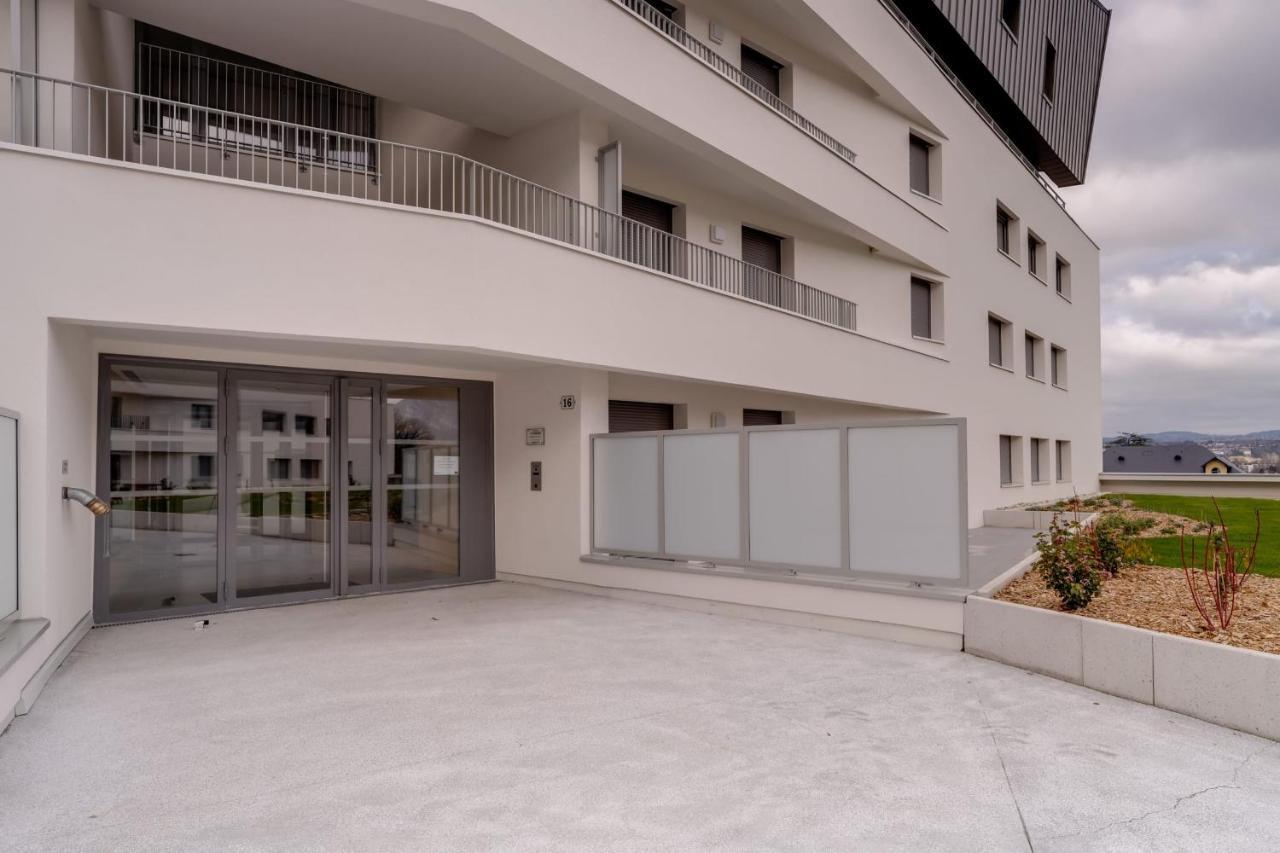Le 305 - T3 With Garage And Beautiful Terrace Vila Annecy Exterior foto